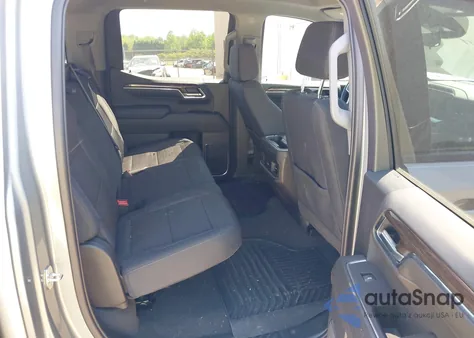 2024 Chevrolet Silverado 1500 4Wd Short Bed Rst z USA, uszkodzony, nr VIN 3GCUDEE84RG193084